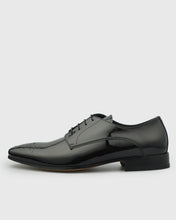 Load image into Gallery viewer, VINCENT &amp; FRANKS VFS24RY BLACK PATENT DERBY SHOE
